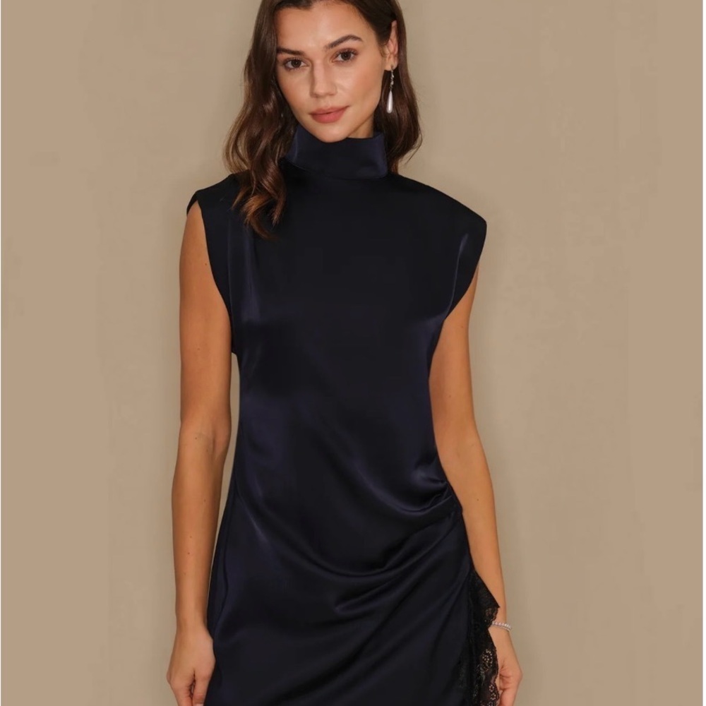 Elegant Navy Sleeveless Dress